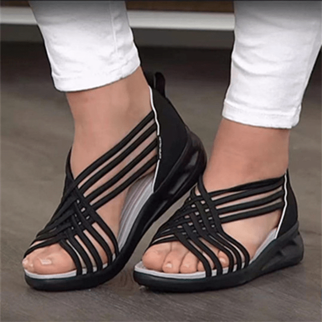 Hiyaat | Orthopedic sandals